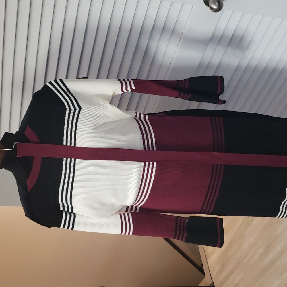 Dress - Picture 5 of 6
